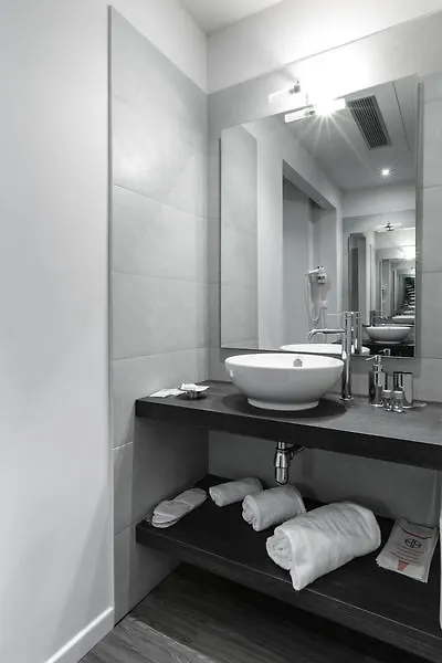 Aparthotel Studio Inn De Angeli Milan